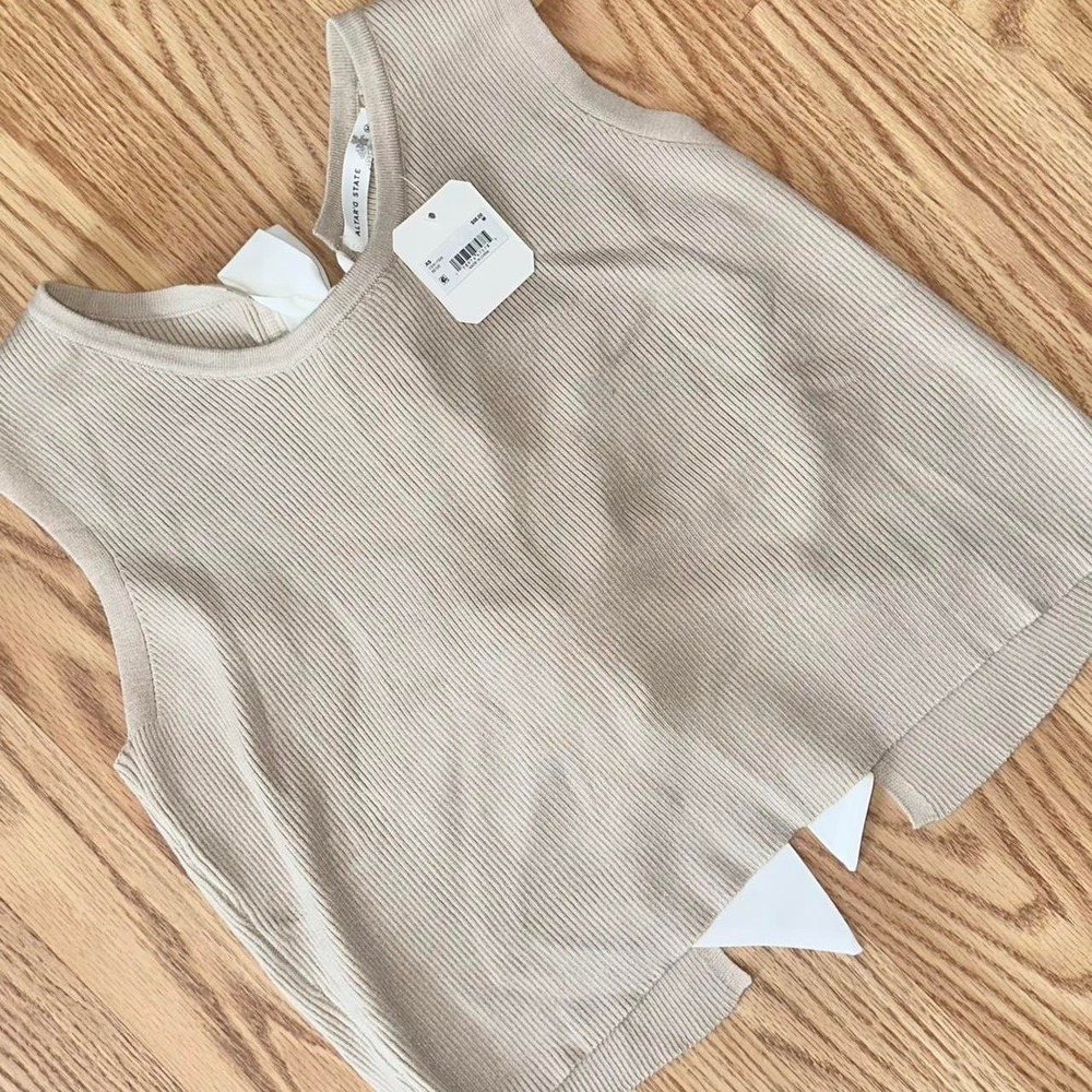 Altar'd State Misa Bow Back Vest Top Women's Size Medium NWT